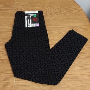 Khakis & Company Flocked Legging